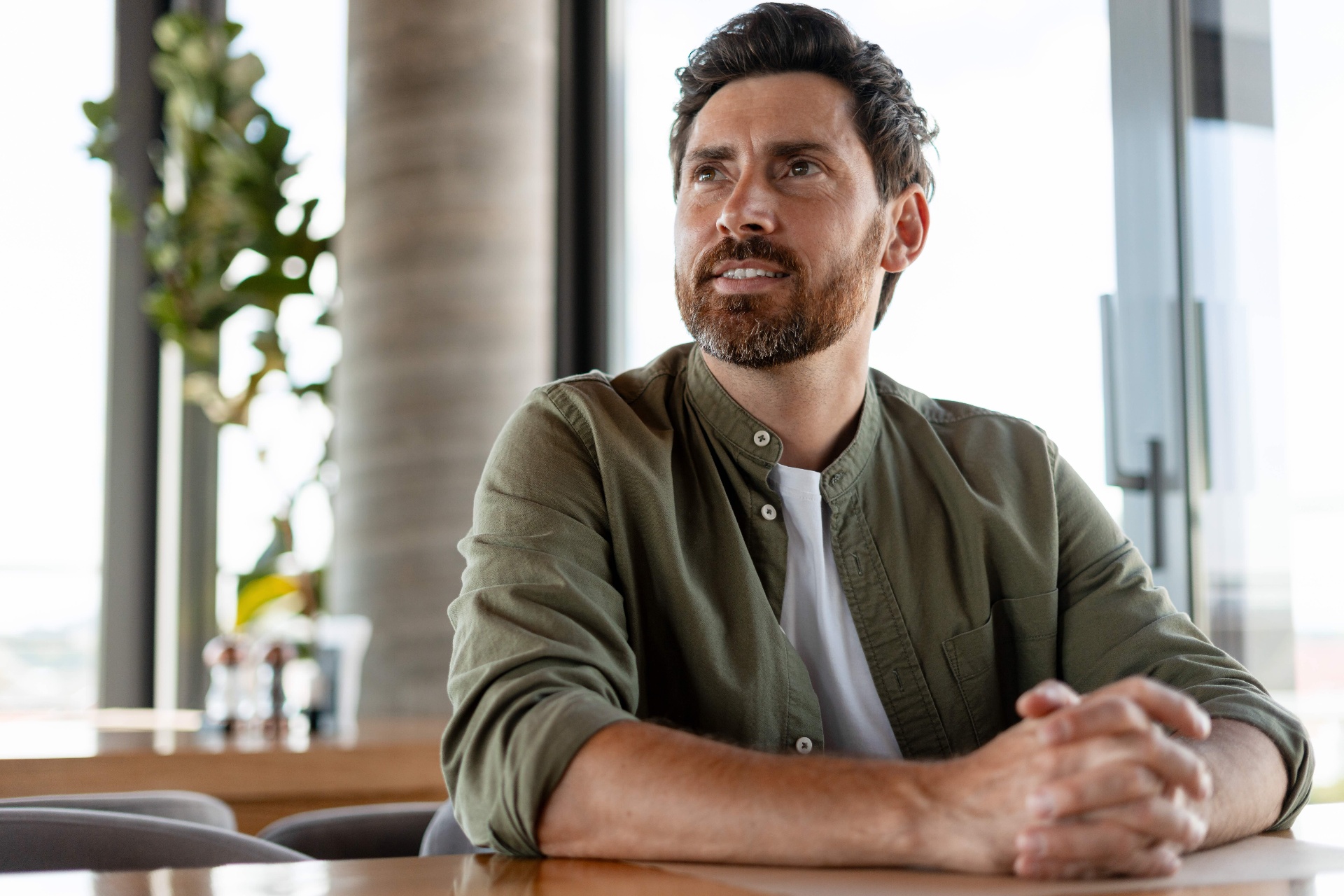 Psychological support for men navigating life decisions